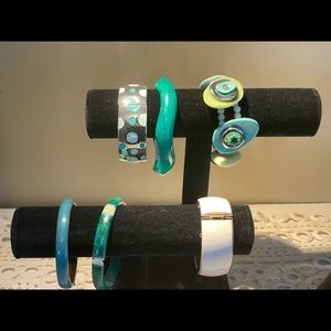 Set of 6 great vintage retro bracelets. In blue and white tones. One lot